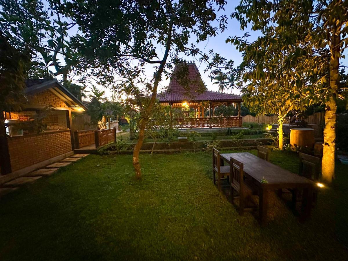 Отель Nunu Bali Eco Friendly Retreat Чангу Экстерьер фото