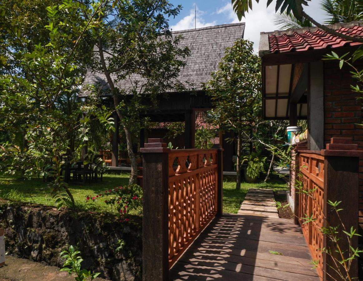 Отель Nunu Bali Eco Friendly Retreat Чангу Экстерьер фото
