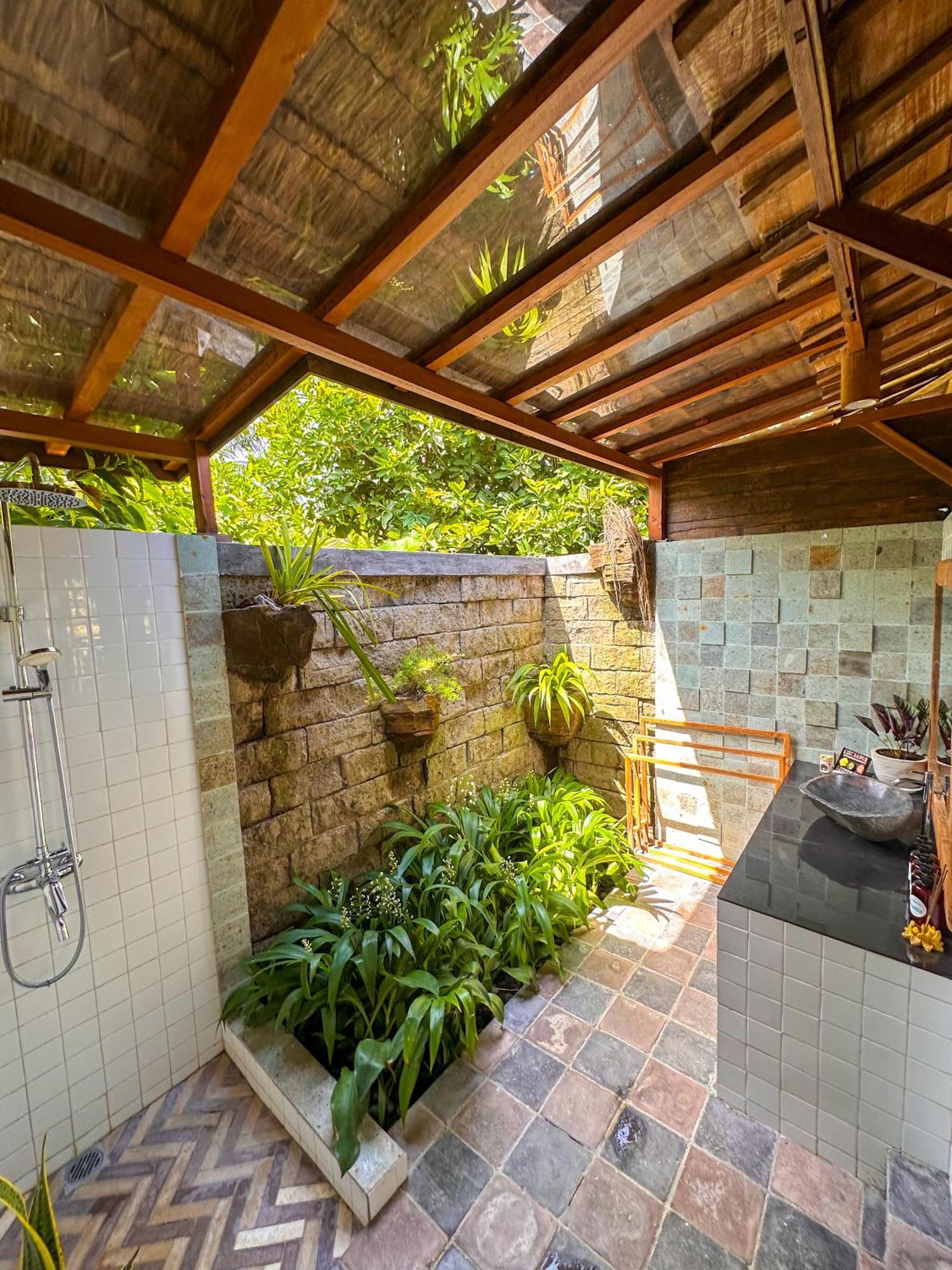 Отель Nunu Bali Eco Friendly Retreat Чангу Экстерьер фото